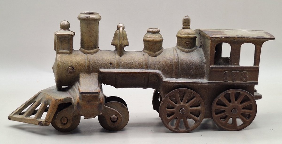 Image for Cast Iron Toys, Planter Peanuts & Red Wing Online Auction