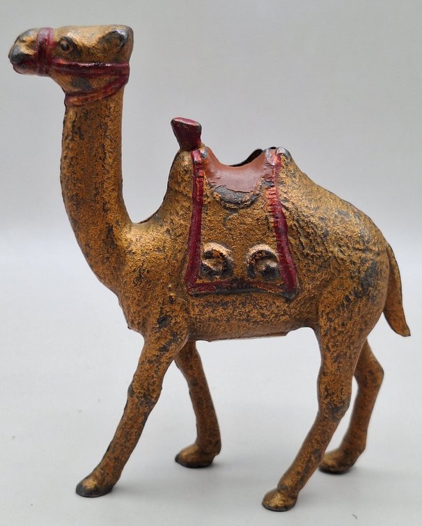 Image for Cast Iron Toys, Planter Peanuts & Red Wing Online Auction