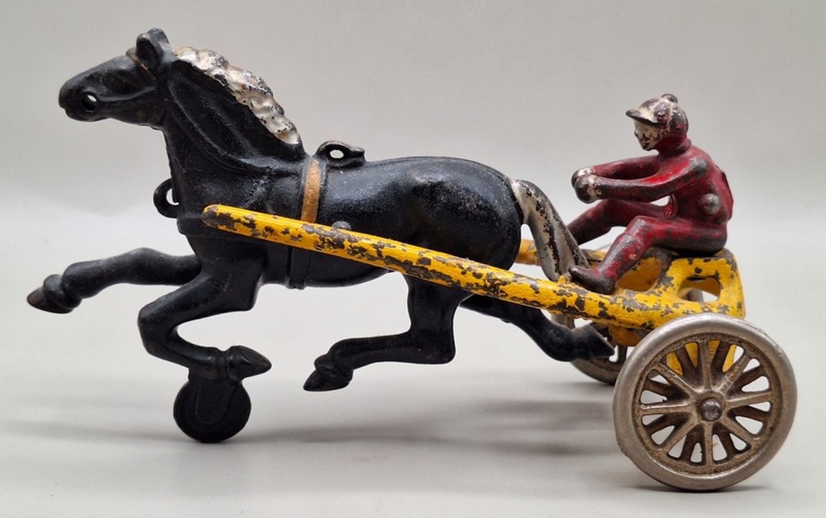 Image for Cast Iron Toys, Planter Peanuts & Red Wing Online Auction