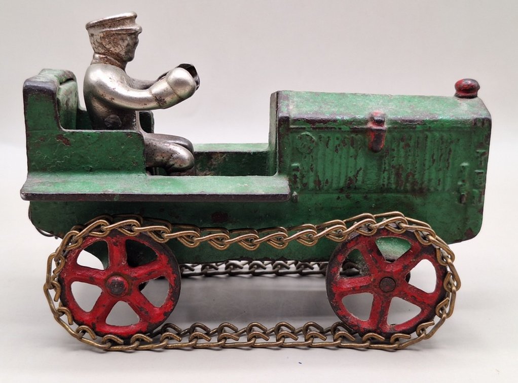 Image for Cast Iron Toys, Planter Peanuts & Red Wing Online Auction