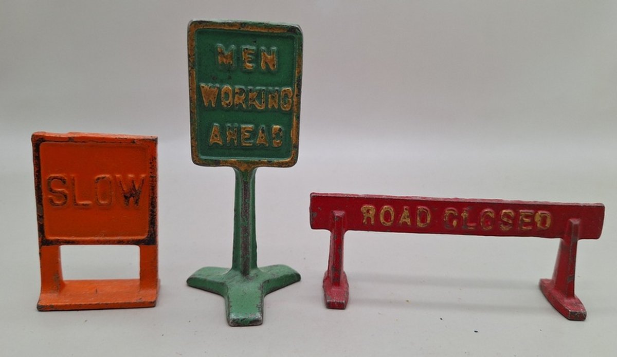 Image for Cast Iron Toys, Planter Peanuts & Red Wing Online Auction