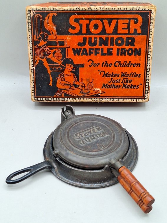 Image for Cast Iron Toys, Planter Peanuts & Red Wing Online Auction