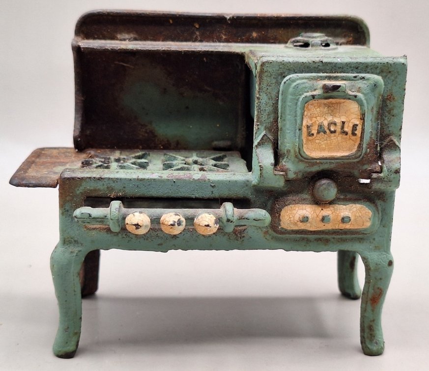 Image for Cast Iron Toys, Planter Peanuts & Red Wing Online Auction