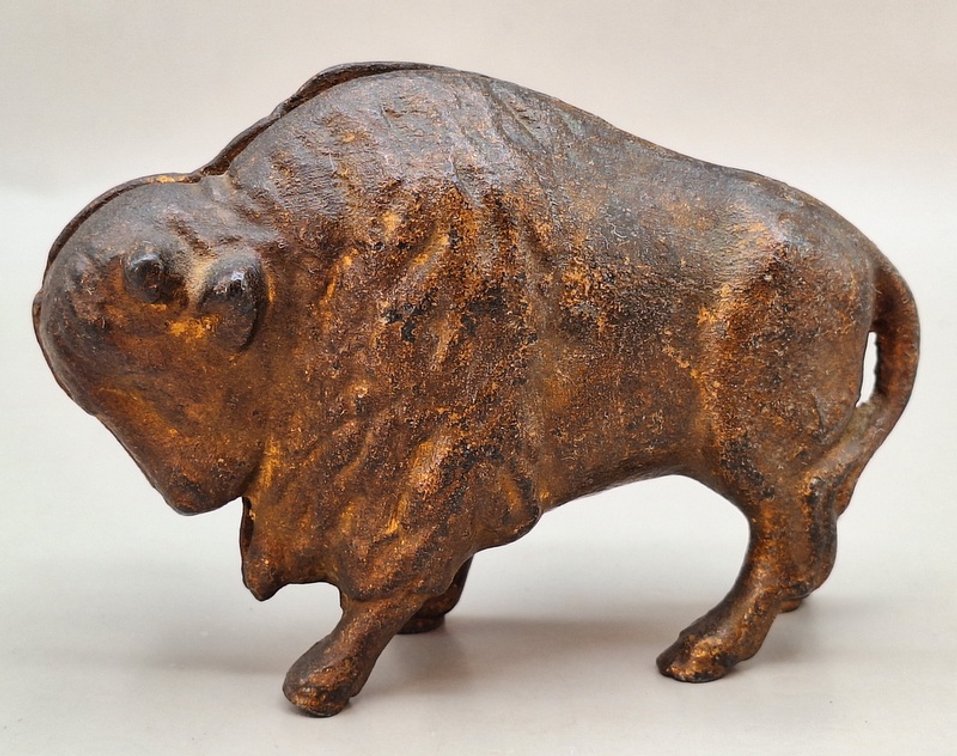 Image for Cast Iron Toys, Planter Peanuts & Red Wing Online Auction
