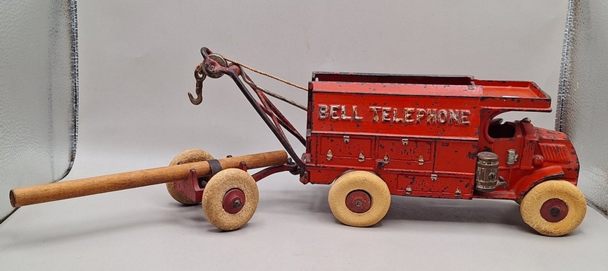Image for Cast Iron Toys, Planter Peanuts & Red Wing Online Auction