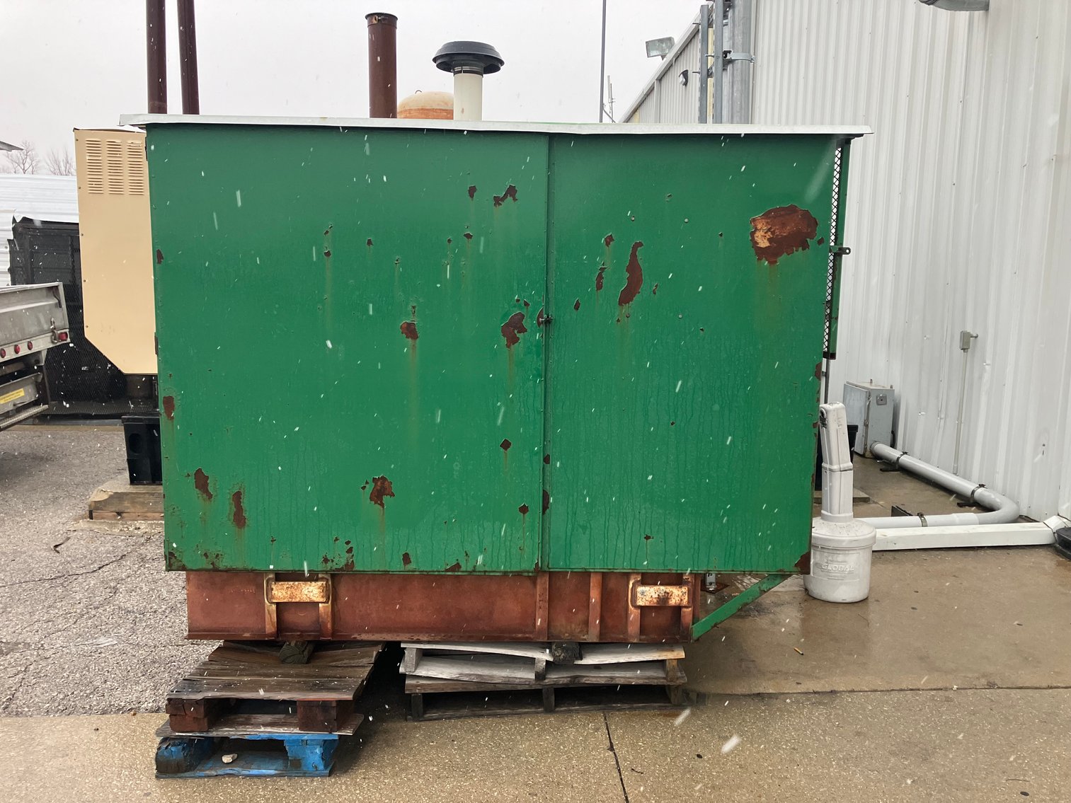 Image for MagnaPlus Generator & Load King Trash Compactor Online Only Auction