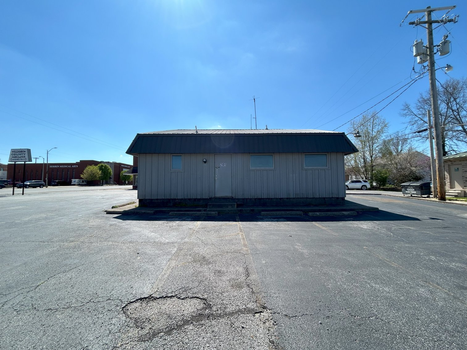 Image for Commercial Building Zoned Downtown