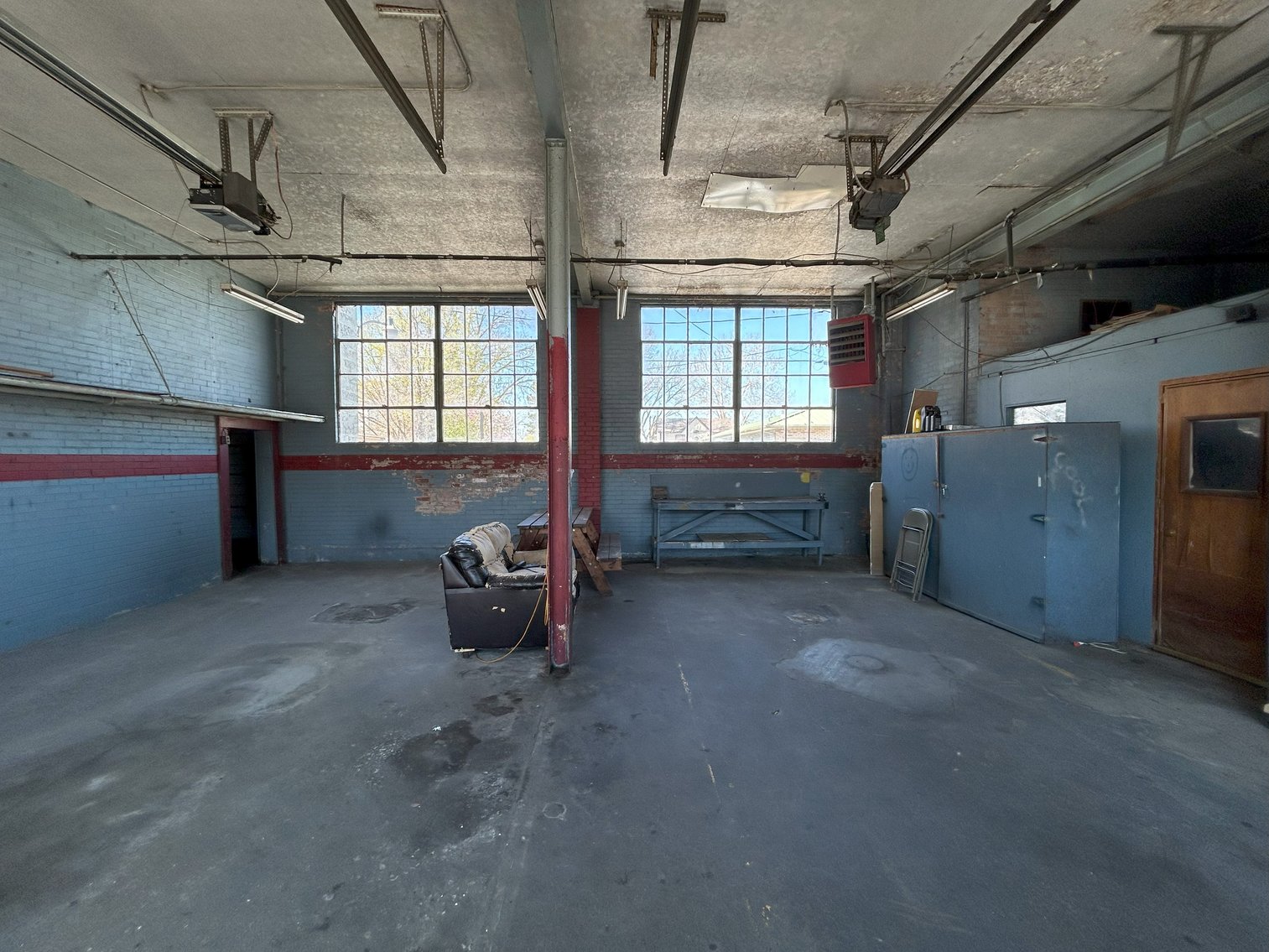 Image for Commercial Building Zoned Downtown