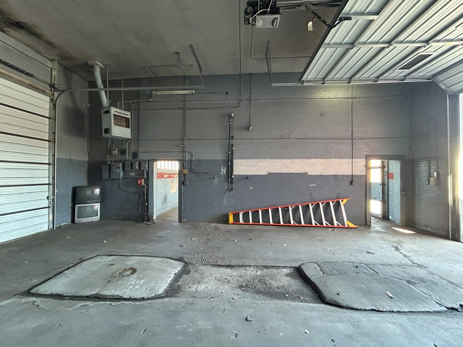 Image for Commercial Building Zoned Downtown