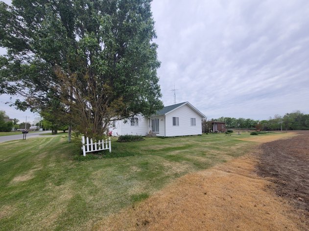Image for Bid Your Way to Country Living: Rockwood Home Ready for New Owner at Auction