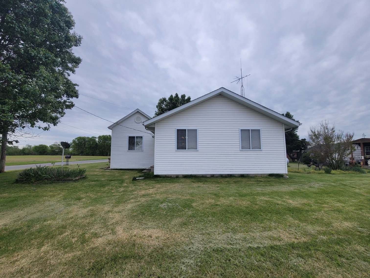 Image for Bid Your Way to Country Living: Rockwood Home Ready for New Owner at Auction