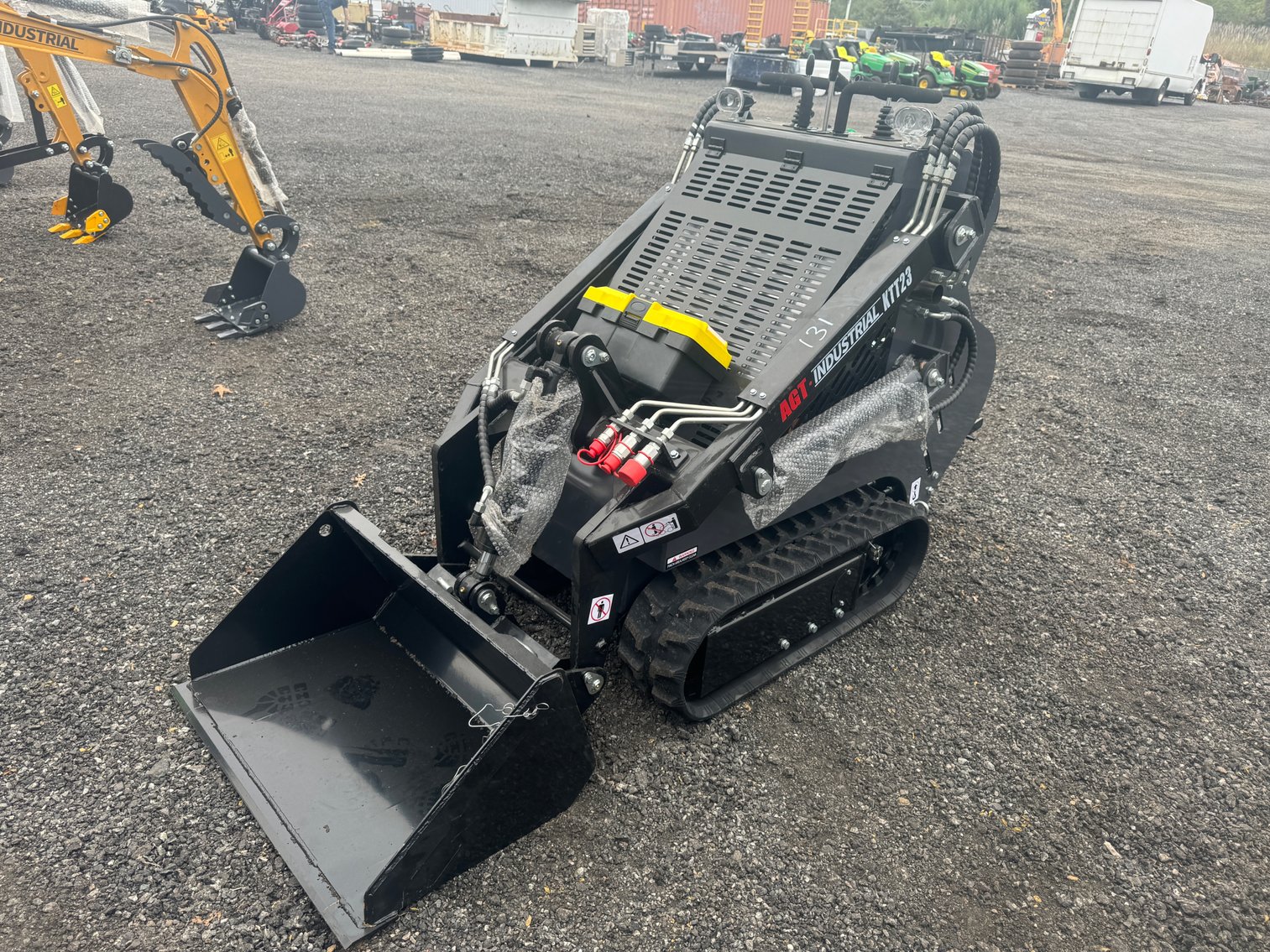 Image for NEW Mini Excavators, Sea Containers & Equipment Auction - Bechtelsville, PA