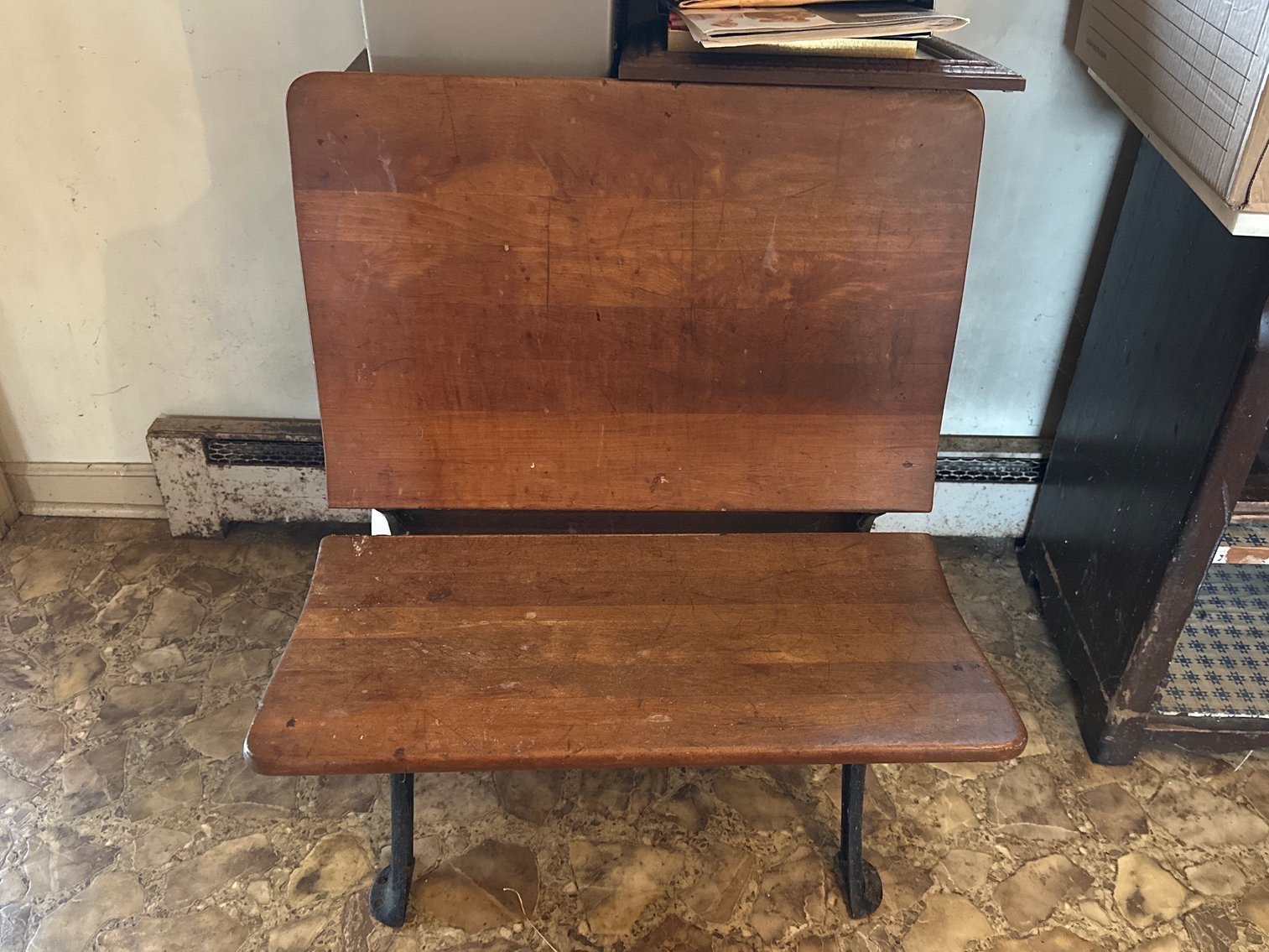 Image for Estate Auction: Vintage Books, Household Items, Collectibles & Tools - Pottstown, PA