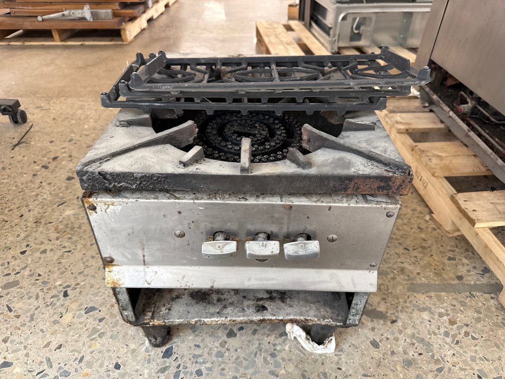 Image for Coventry Mall: Gym Equipment, Restaurant Equipment, Pressure Washers & More Online Auction - Pottstown, PA 