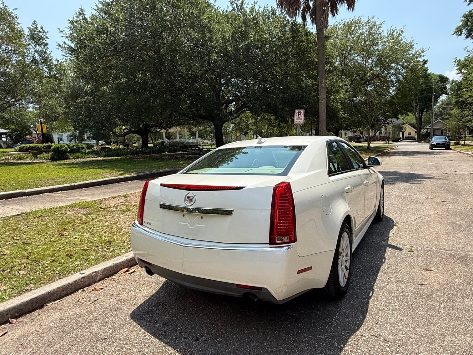 Image for 2010 Cadillac CTS Luxury Sedan