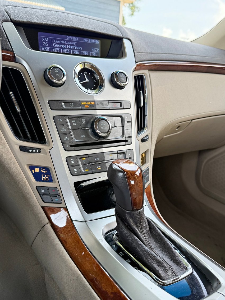 Image for 2010 Cadillac CTS Luxury Sedan