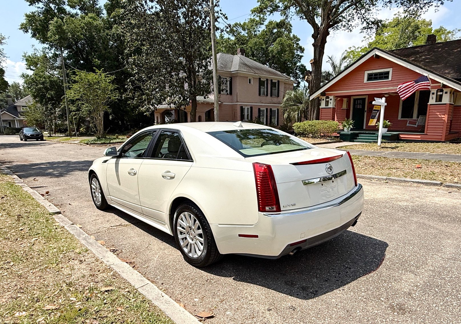 Image for 2010 Cadillac CTS Luxury Sedan