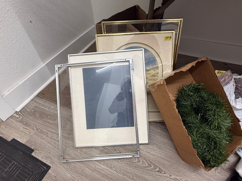 Image for Bulk Reseller Lot - Vintage Americana Auction No Sales