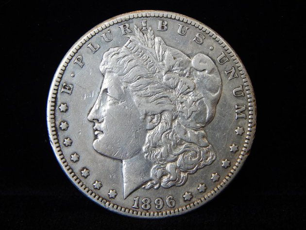 ICECUBE TOO: COIN AUCTION - ALL SILVER DOLLARS #114