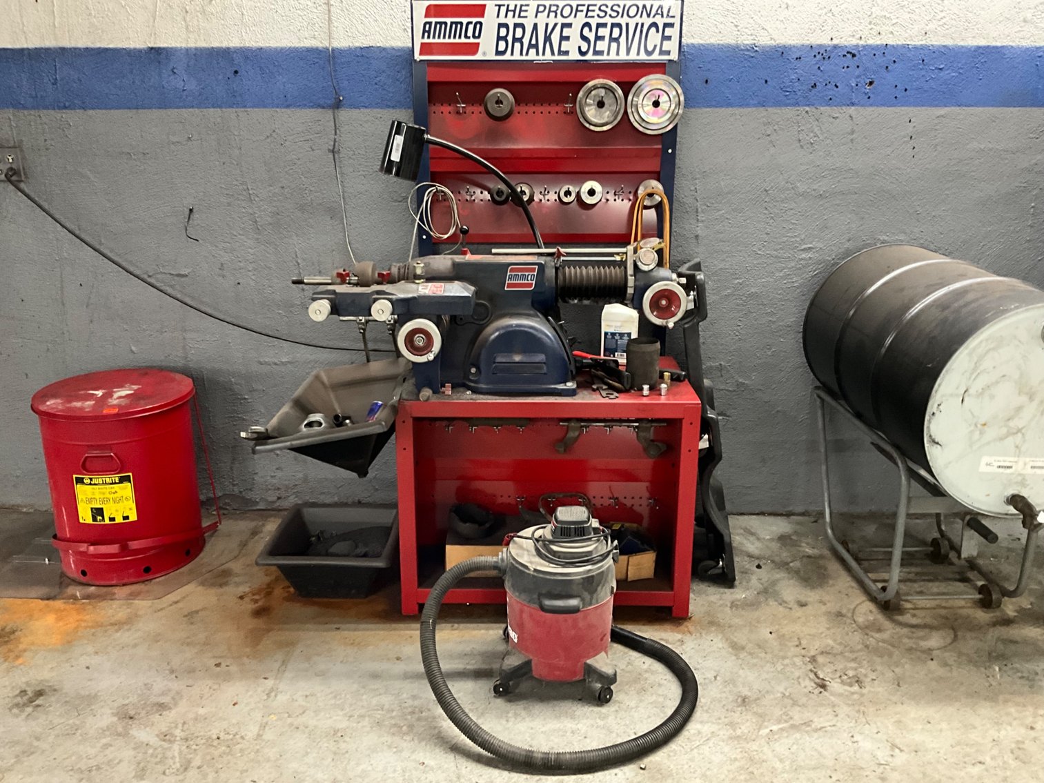 Image for (Toledo OH) Lifts, Auto Equipment, Tools, Shelving, Golf Cart, Fixtures (Central Ave)