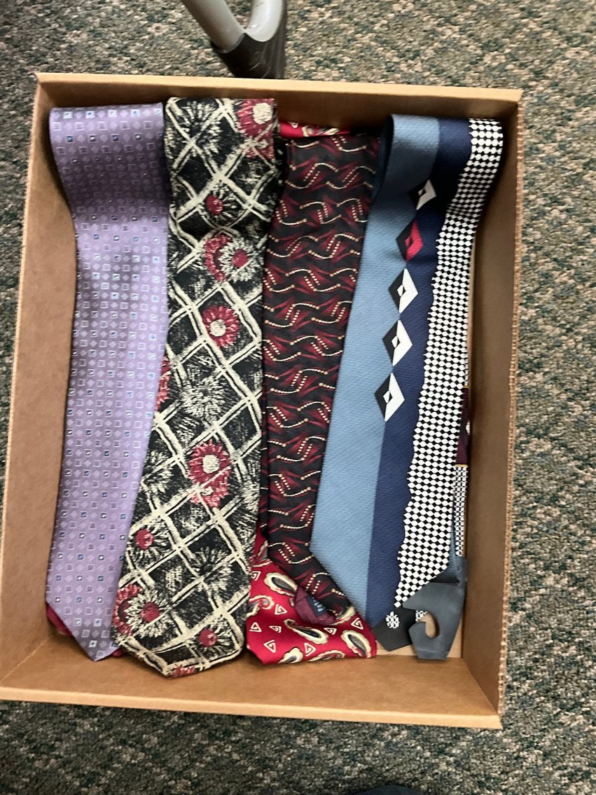 Image for (Holland OH) Pepe's Tailor Shop, Sewing Machines, Equipment, New Clothings, Suits, Displays, Racks, Mirrors