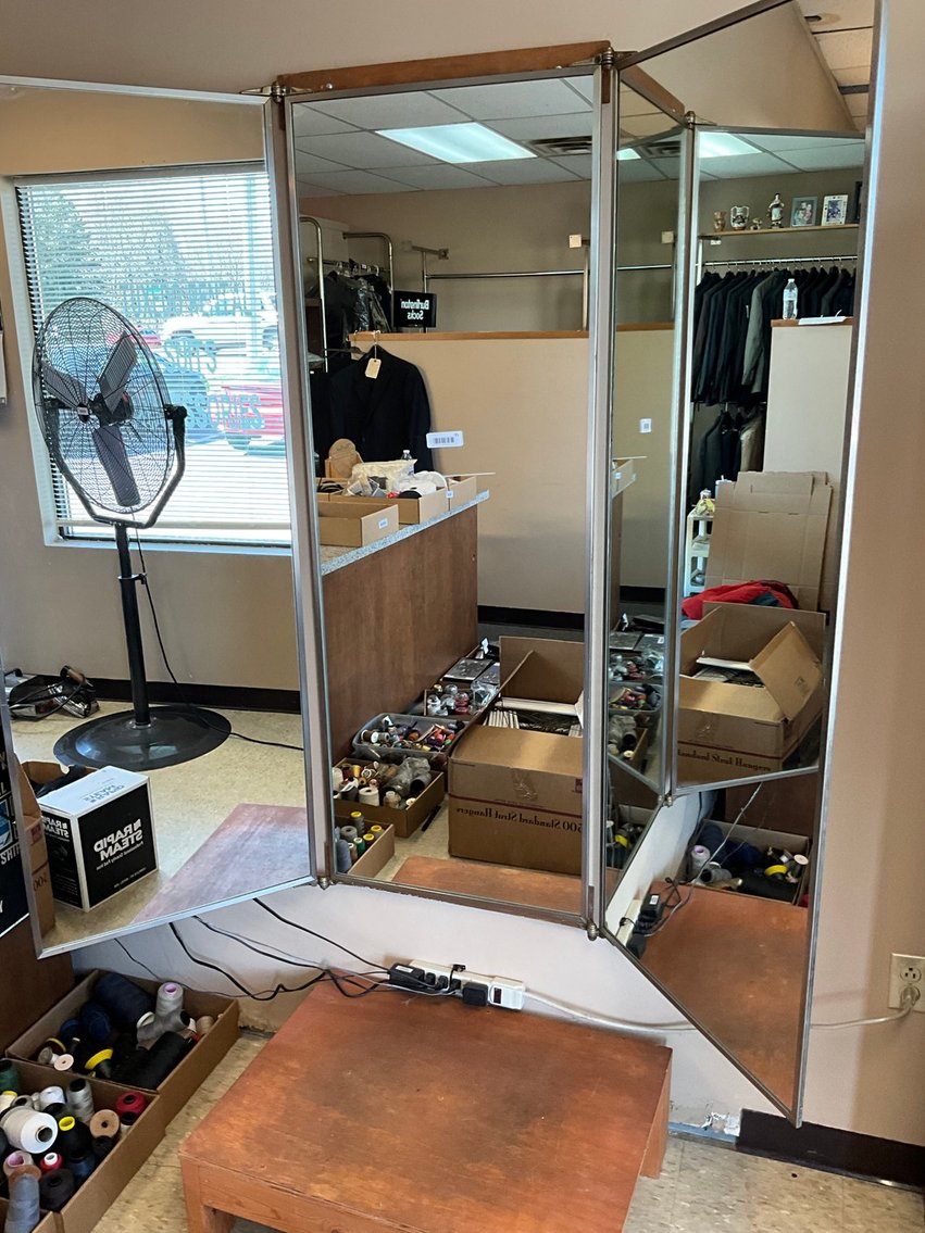 Image for (Holland OH) Pepe's Tailor Shop, Sewing Machines, Equipment, New Clothings, Suits, Displays, Racks, Mirrors