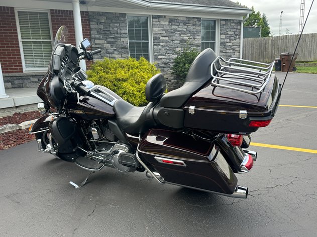 Image for (Whitehouse OH) 2014 Blackened Cayenne Harley-Davidson Electra Glide Ultra Classic Touring Motorcycle (Weckerly)