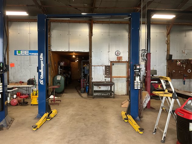 Image for (Delta OH) Auto Service Center Equipment, Tools (E Main)