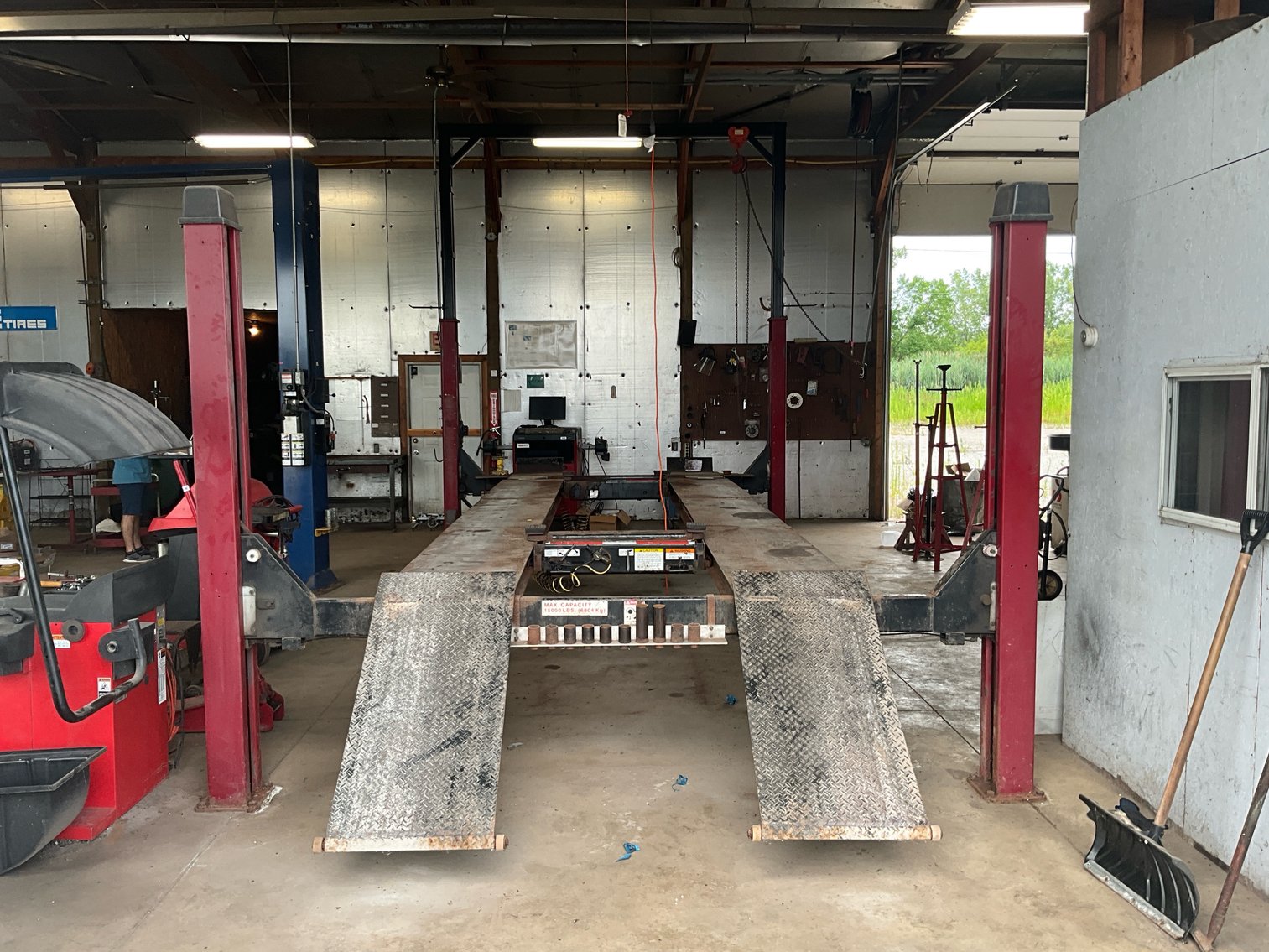 Image for (Delta OH) Auto Service Center Equipment, Tools (E Main)