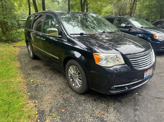 Image for (Whitehouse) (2) Chrysler Town & Country Vans, Cargo Express Trailer, Kitchen Countertops/Cabinets (Ramm Rd.)