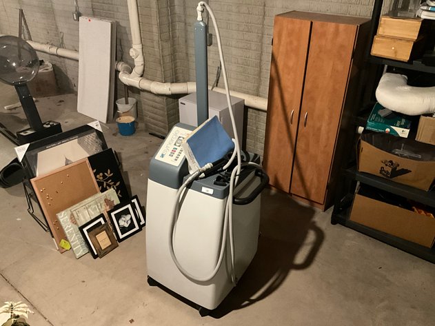 Image for (Temperance MI) Spring Clean Out Of Salon & Spa Business (Summerfield Rd)