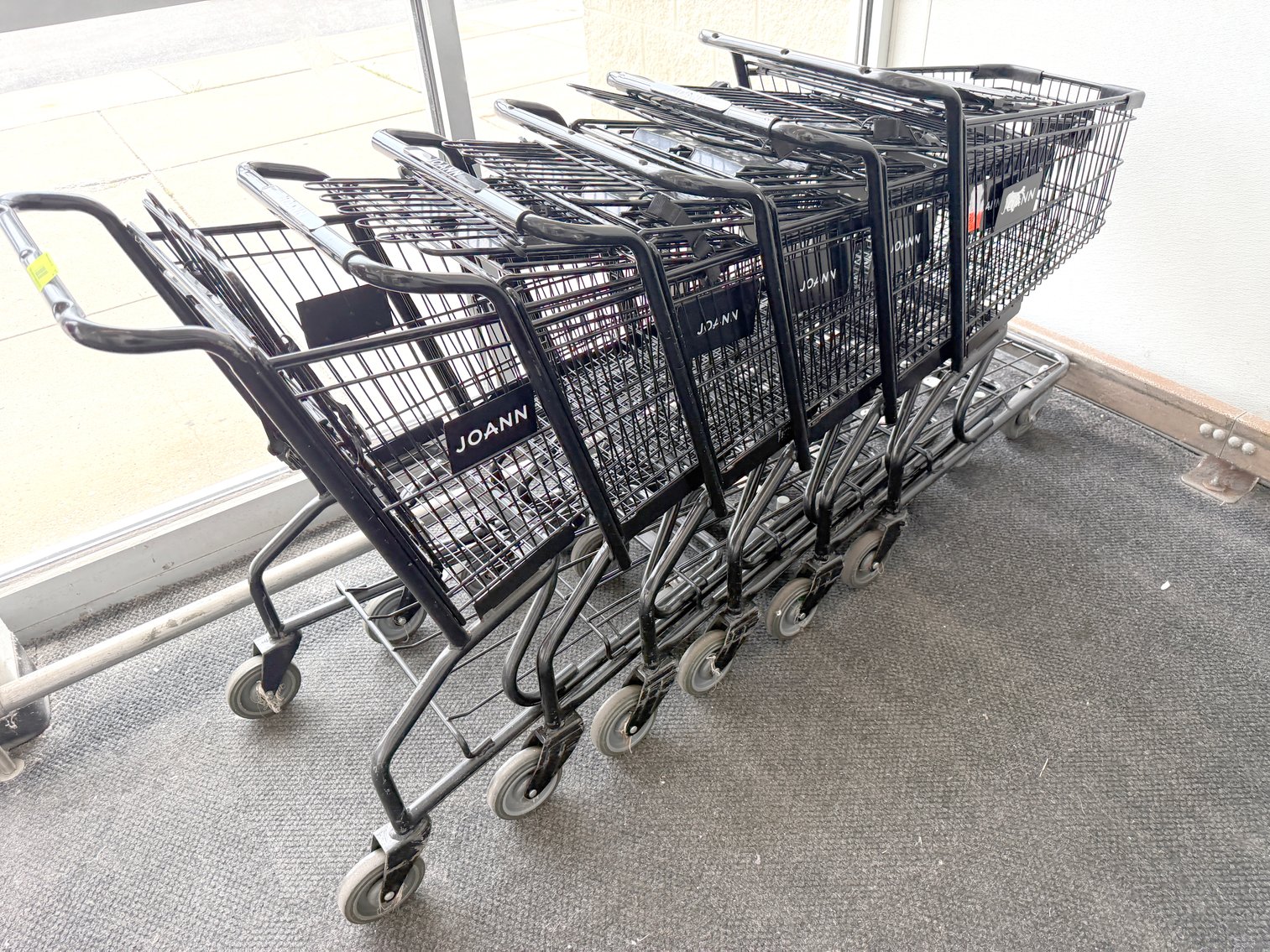 Image for (Toledo OH) Joann Fabric Monroe St. Liquidation (Monroe St.)