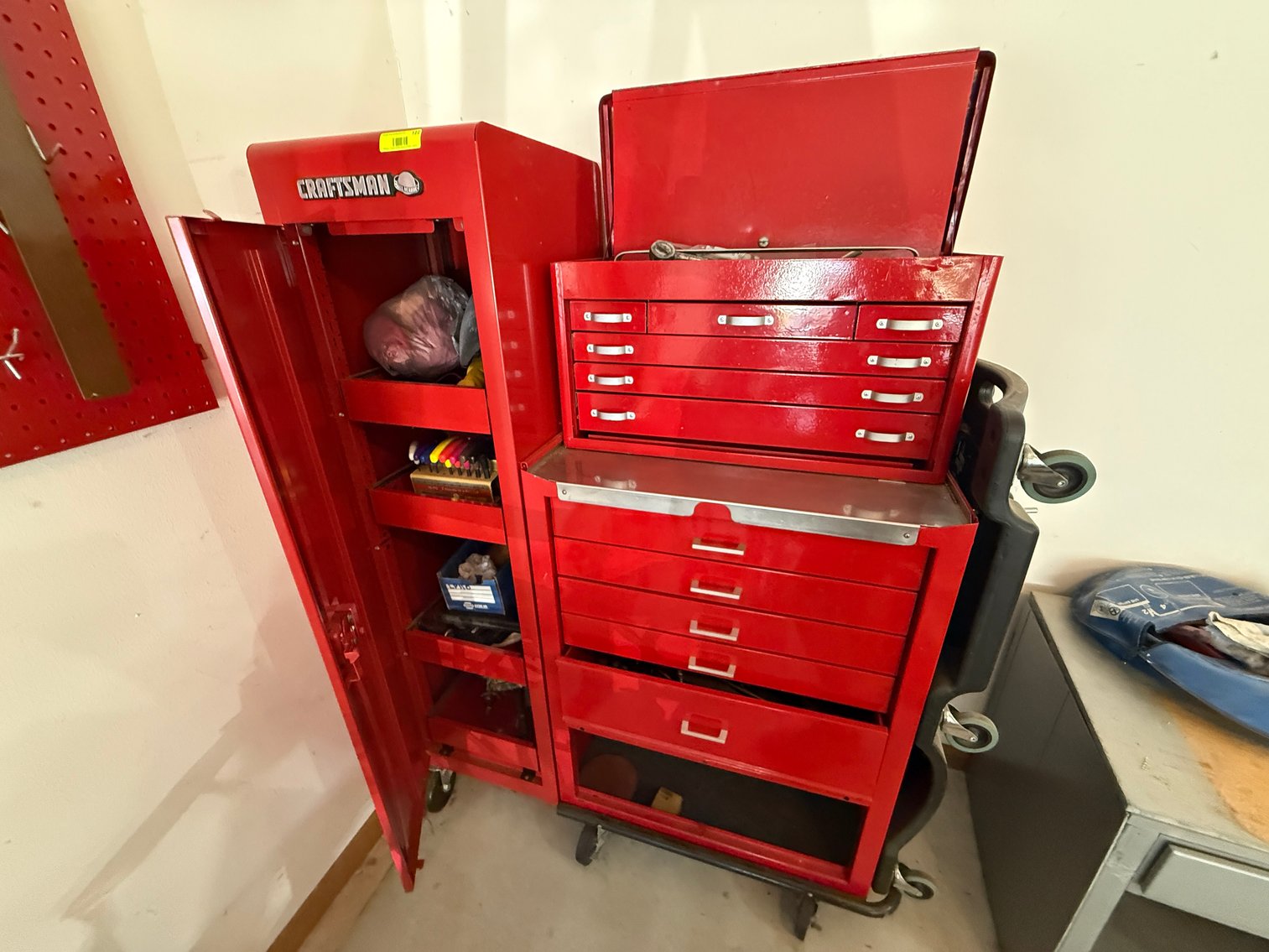 Image for (Toledo OH) Tools, Furniture, Kitchenware, Handicap Scooter & More (Stoneleigh Dr.)