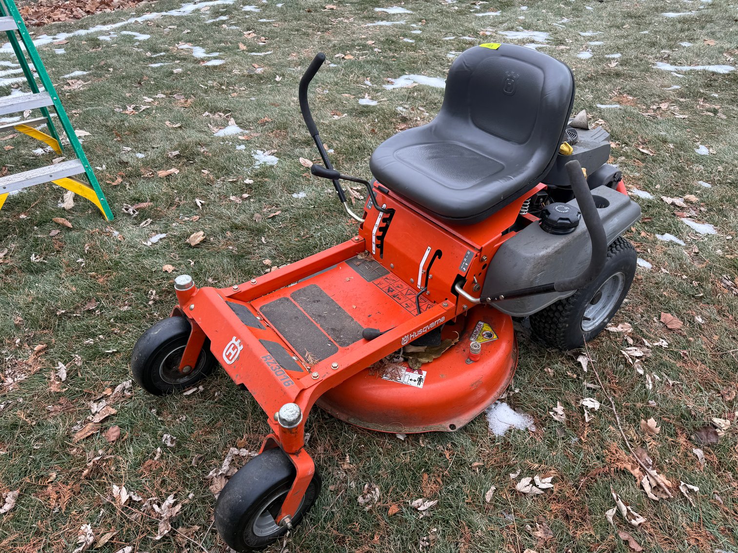 Image for (Whitehouse OH) Chevrolet HHR, Husqvarna Mower, 10KT, 14KT, 925, Coins, Household (Julianna)