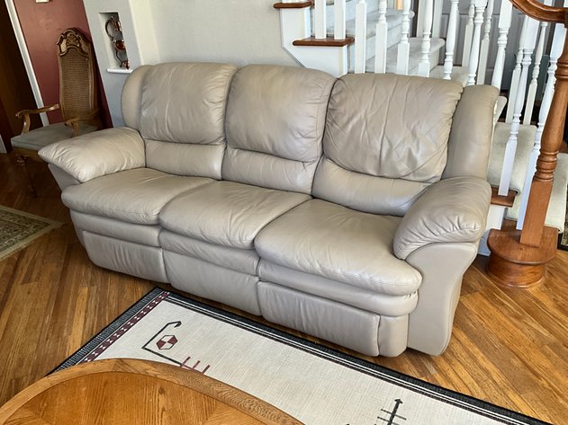 Image for (Perrysburg OH) Nissan Frontier, John Deere Mower, Pool Table, Memorabilia, Household, Tools (Belmont Farm)