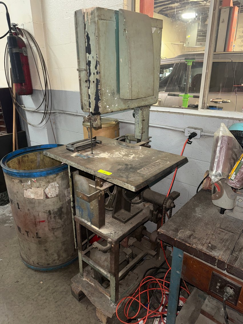 Image for (Temperance MI) Kubota Tractor, Automotive Parts, Tools, Equipment, Vintage Vehicle Parts (Summerfield)