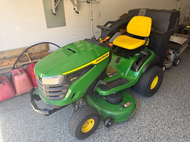 Image for (Temperance MI) John Deere Mower, Tools, Household, Furniture (Santa Fe)