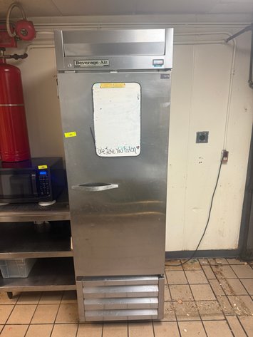 Image for (Lyons OH) Restaurant Equipment Faten's Den Restaurant Lyons OH - Items Selling Individually (N. Adrian St)