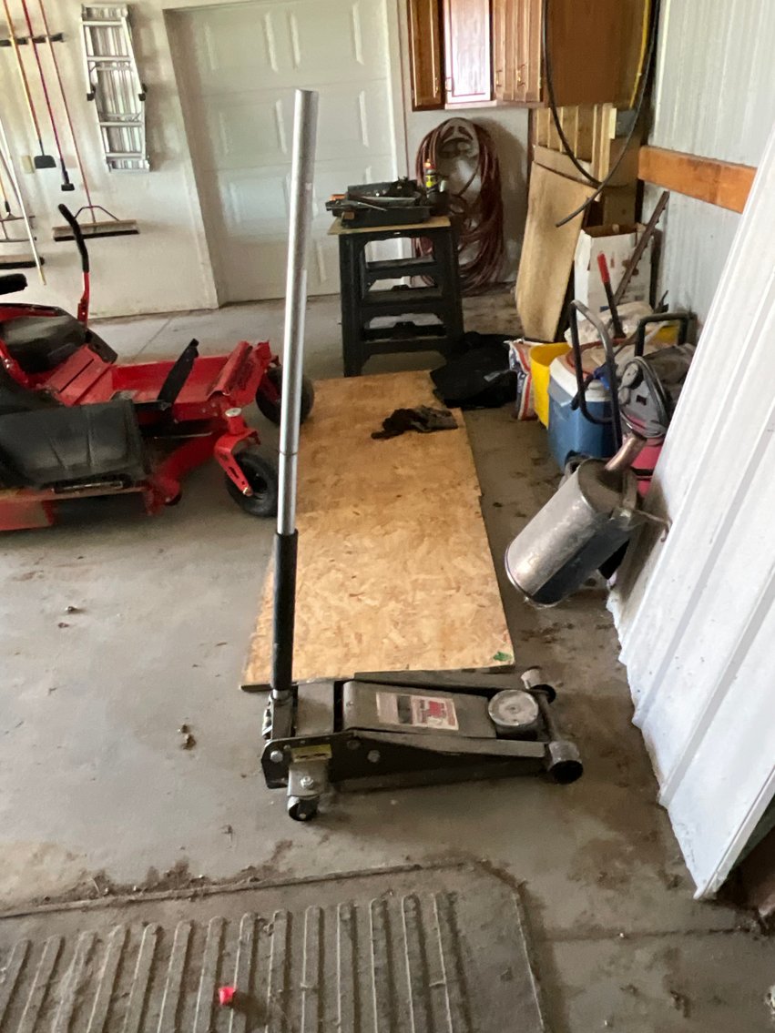 Image for Donald W. Eis Equipment and Personal Property Auction