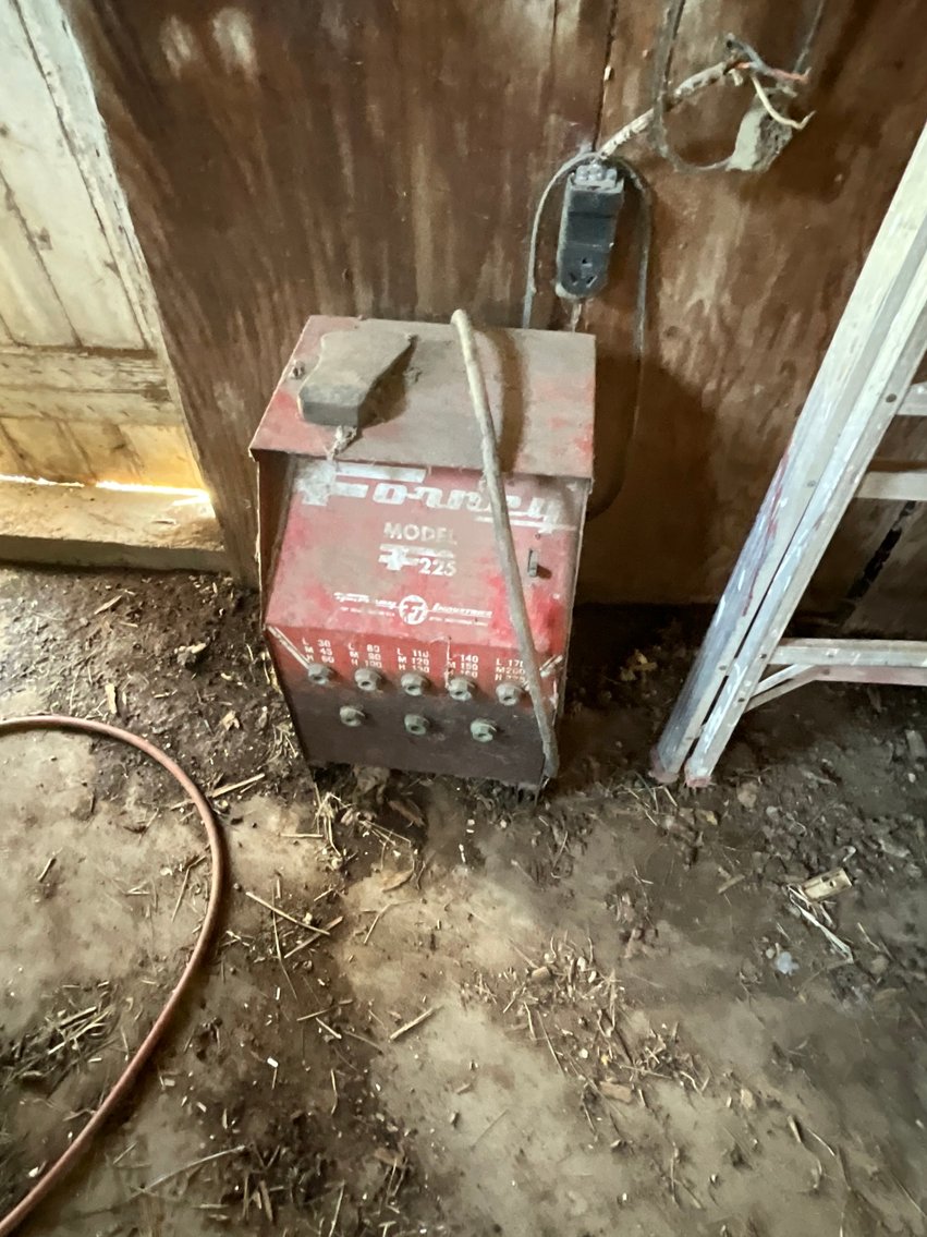 Image for Donald W. Eis Equipment and Personal Property Auction
