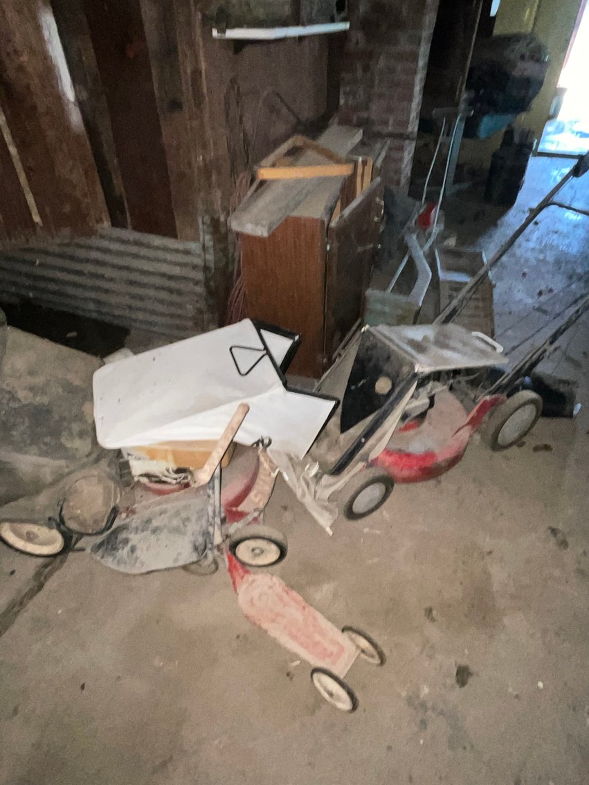 Image for Donald W. Eis Equipment and Personal Property Auction