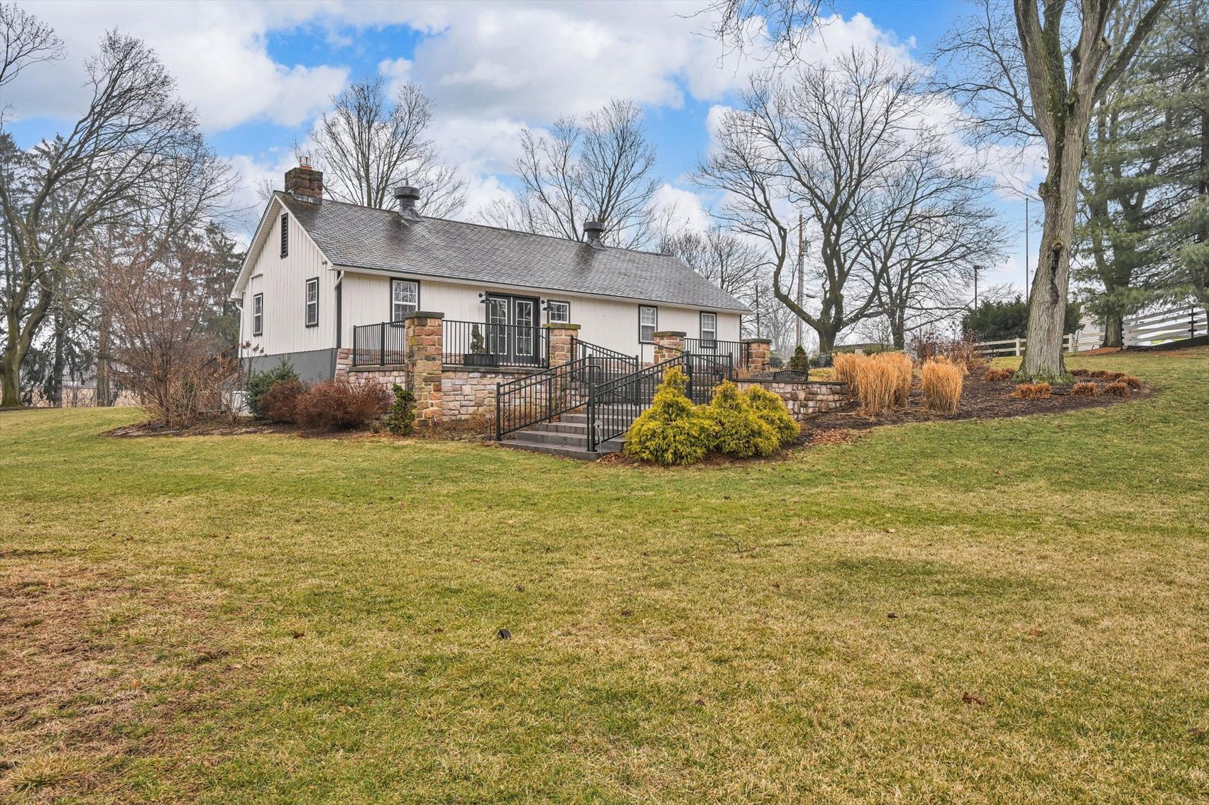 Image for Online Real Estate Auction - Commercial Event Space on (+/-) 4 Acres