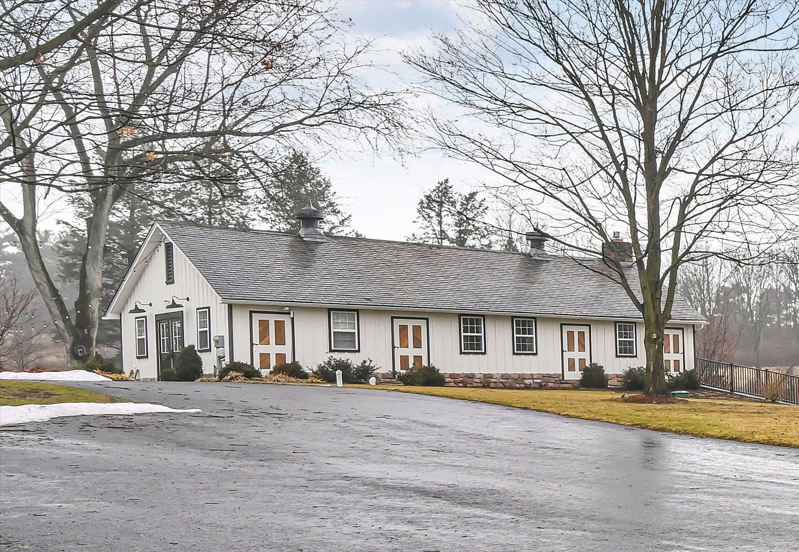 Image for Online Real Estate Auction - Commercial Event Space on (+/-) 4 Acres