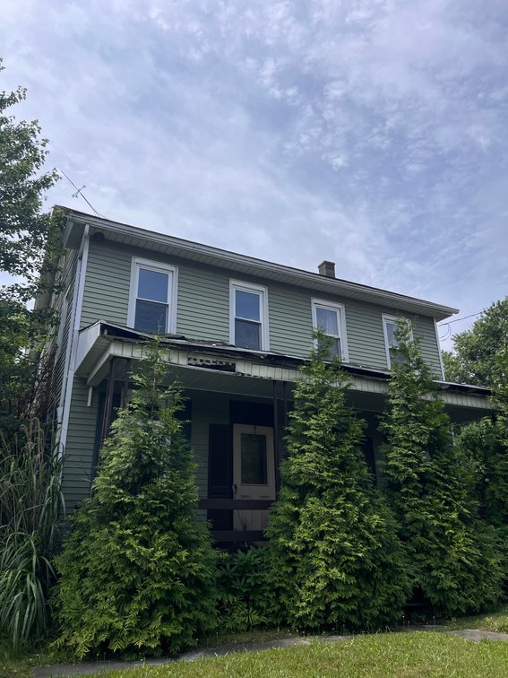 Image for ONLINE REAL ESTATE AUCTION - FIXER UPPER!