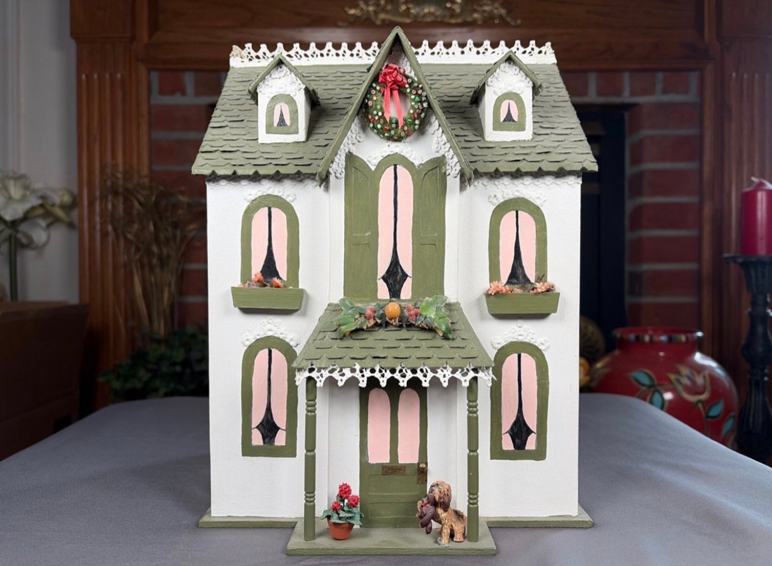 Image for Glen Allen Estate Auction - Vintage Gibson Mandolin, Dollhouses, Antique Furniture & Many High Quality Estate Items