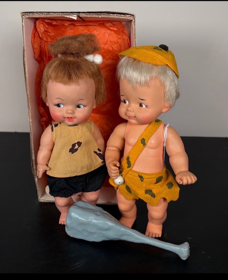 Image for Glen Allen Estate Auction - Vintage Gibson Mandolin, Dollhouses, Antique Furniture & Many High Quality Estate Items