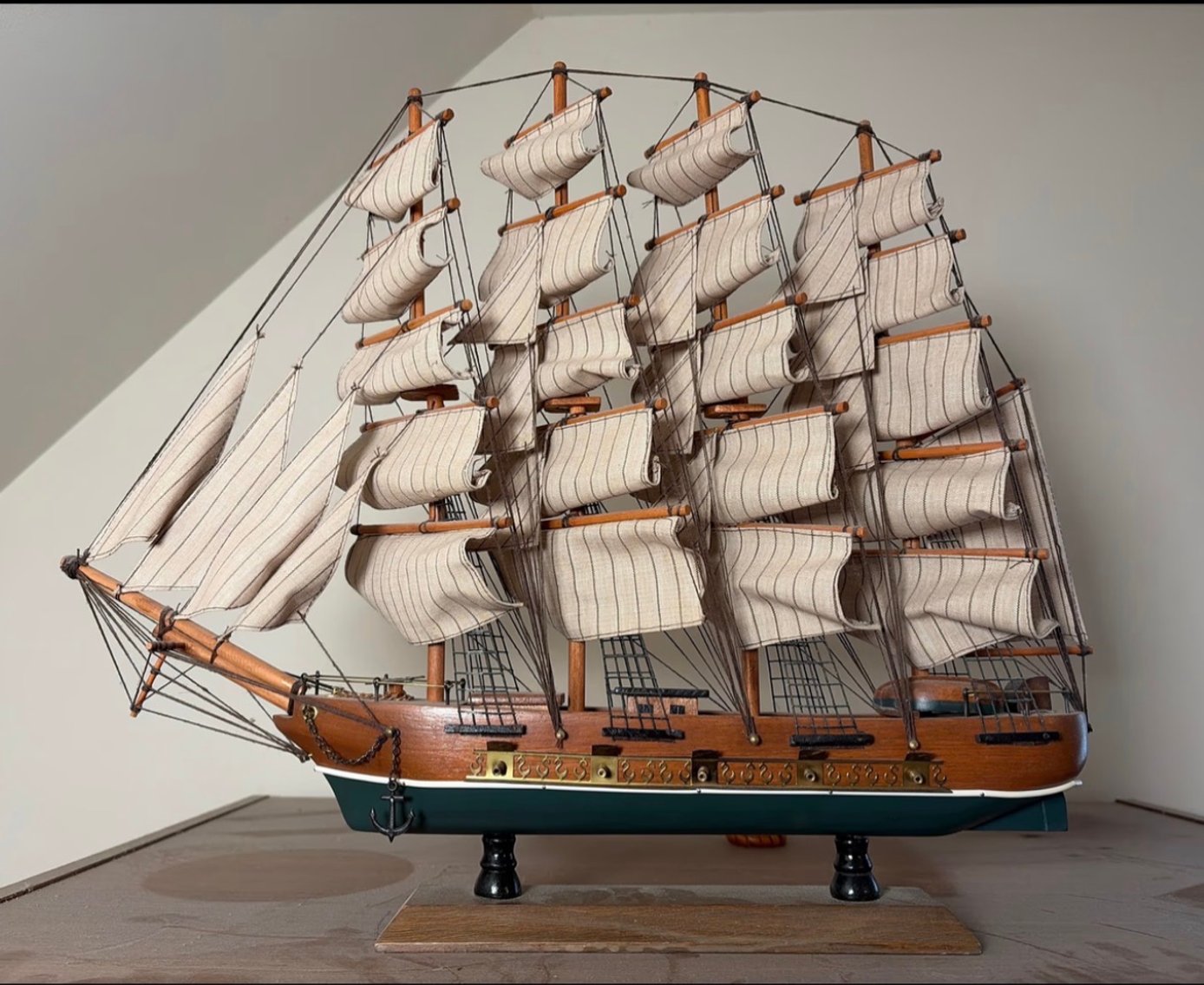 Image for Glen Allen Estate Auction - Vintage Gibson Mandolin, Dollhouses, Antique Furniture & Many High Quality Estate Items