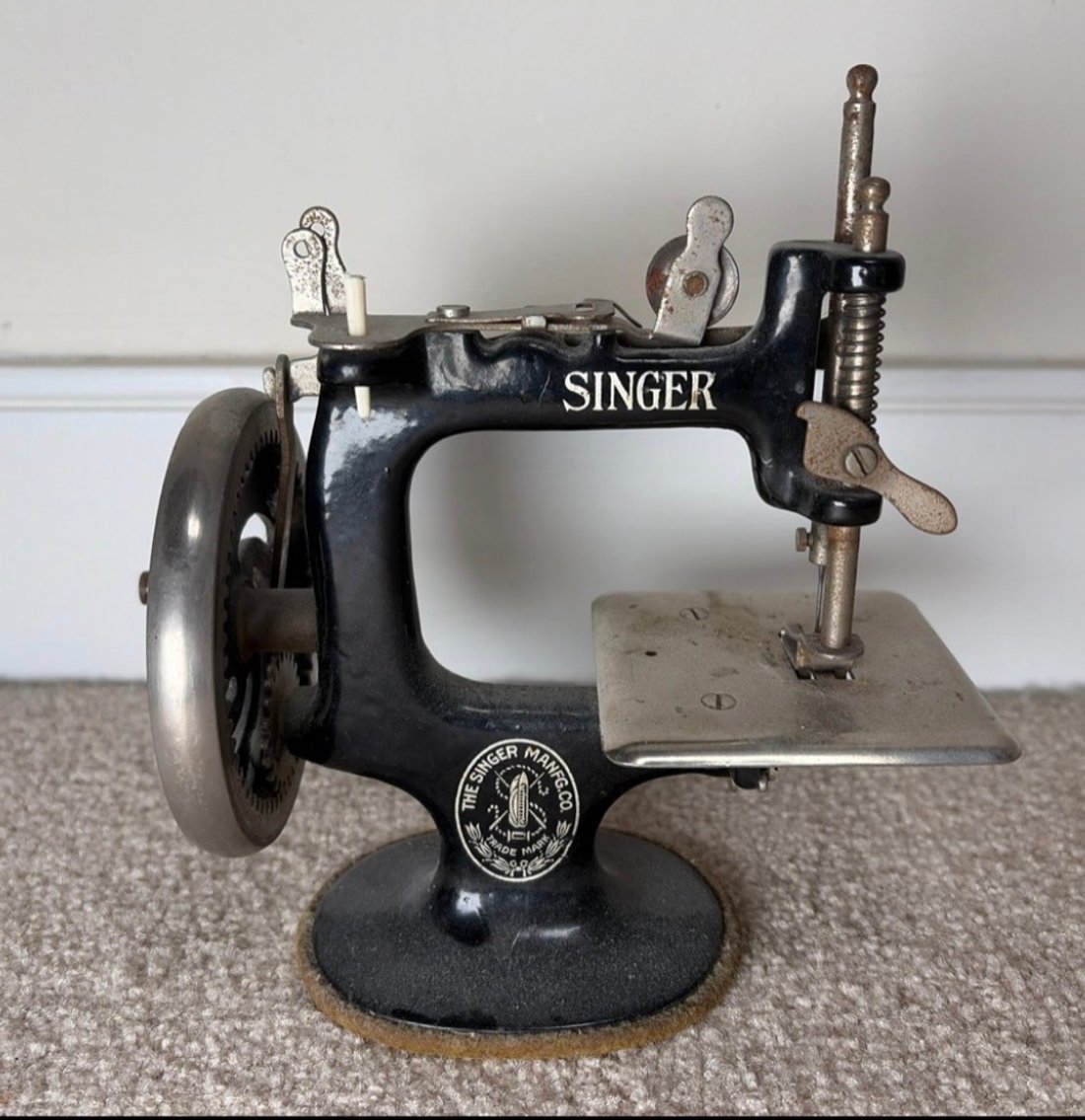 Image for Glen Allen Estate Auction - Vintage Gibson Mandolin, Dollhouses, Antique Furniture & Many High Quality Estate Items