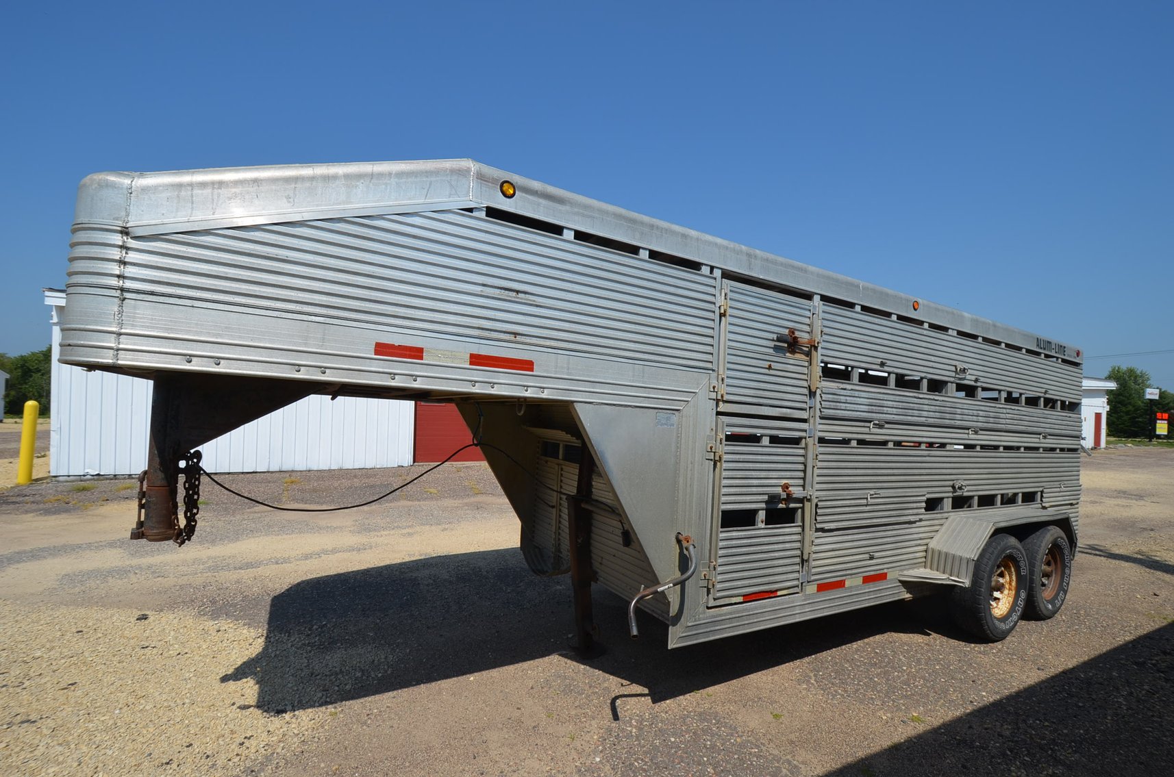 Image for KW W900 SEMI, JD 730 TRACTOR, JD H480 LOADER, METAL LATHE, TRAILERS AND MORE - Multiple Locations