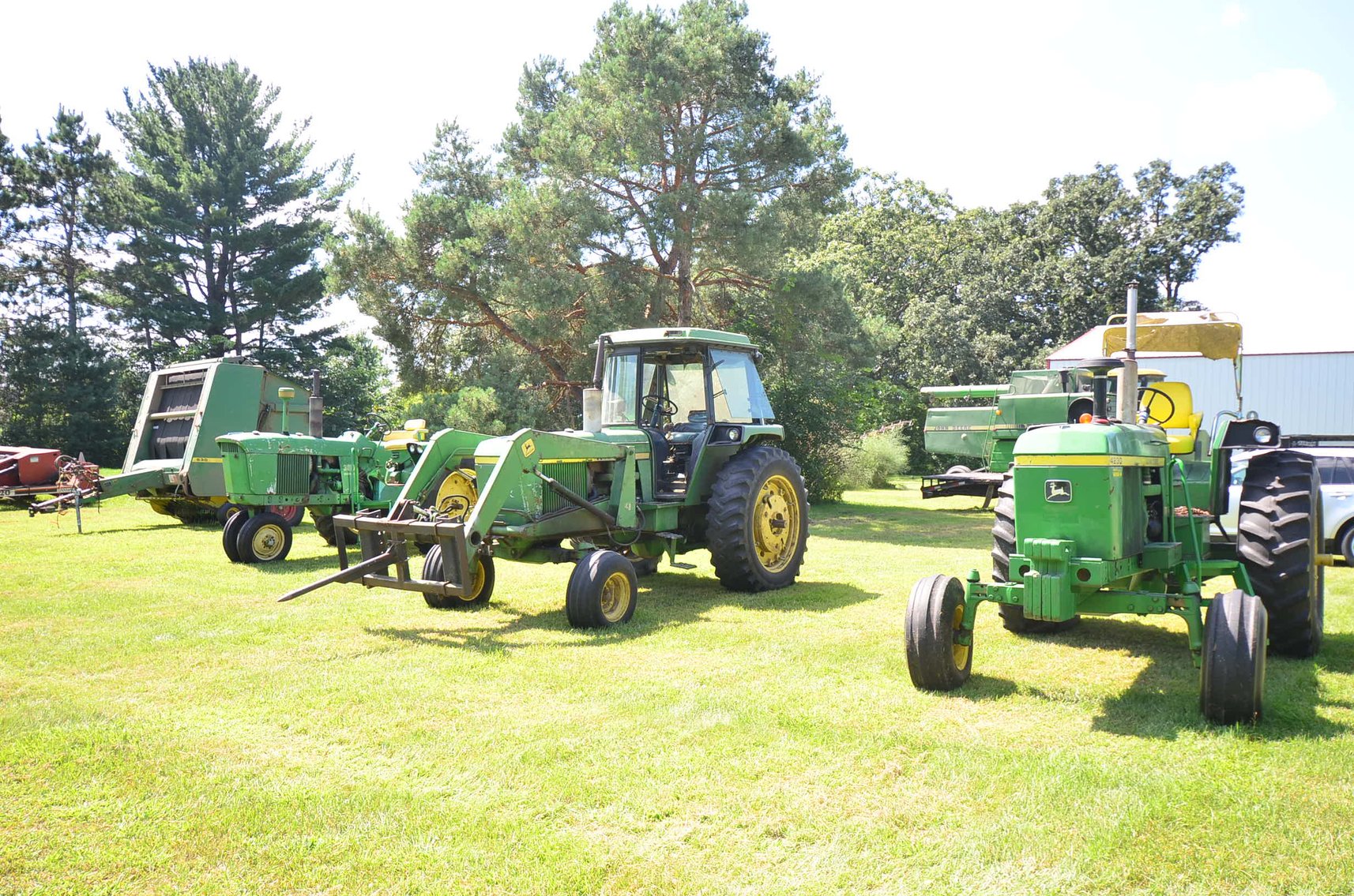 Image for TRACTORS, VEHICLES, FARM EQUIP, SHOP TOOLS, PERSONAL PROPERTY - Mondovi, WI